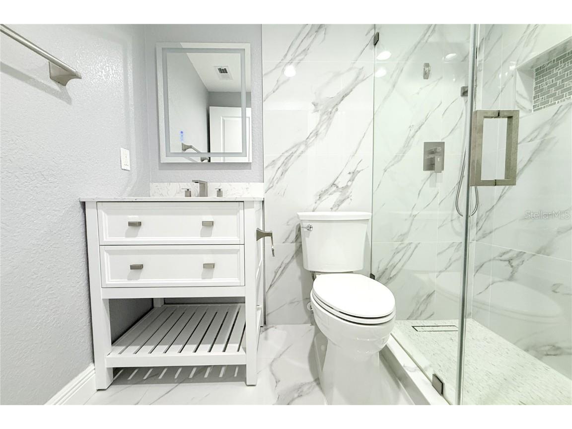 8236 Donaldson Drive Tampa FL 33615 TB8454691 image11