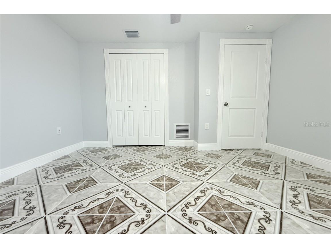 8236 Donaldson Drive Tampa FL 33615 TB8454691 image20