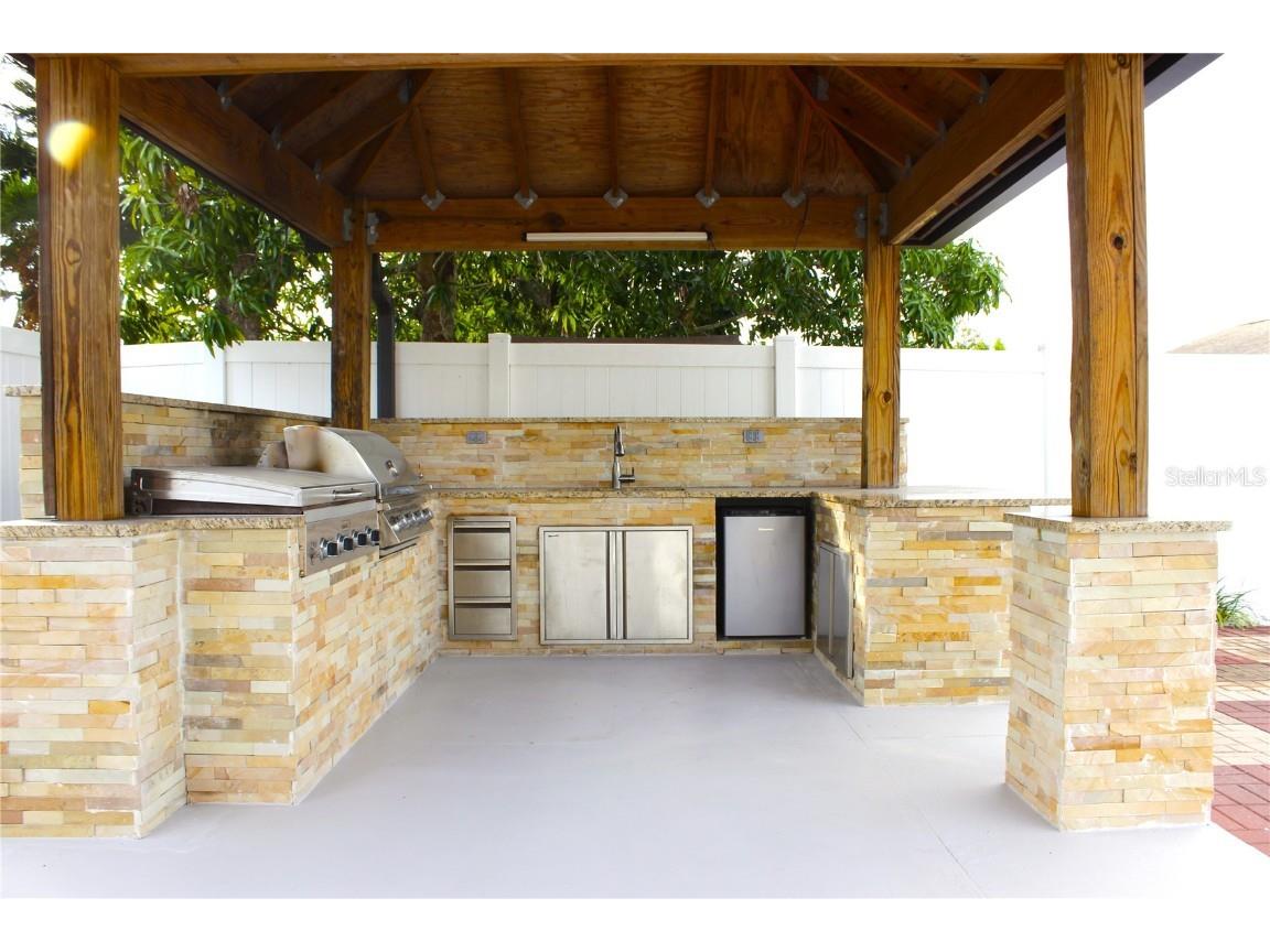 8236 Donaldson Drive Tampa FL 33615 TB8454691 image26