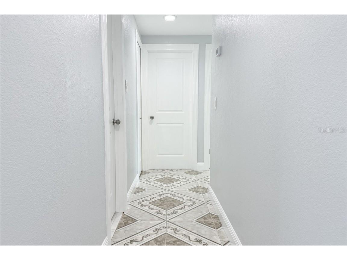 8236 Donaldson Drive Tampa FL 33615 TB8454691 image9