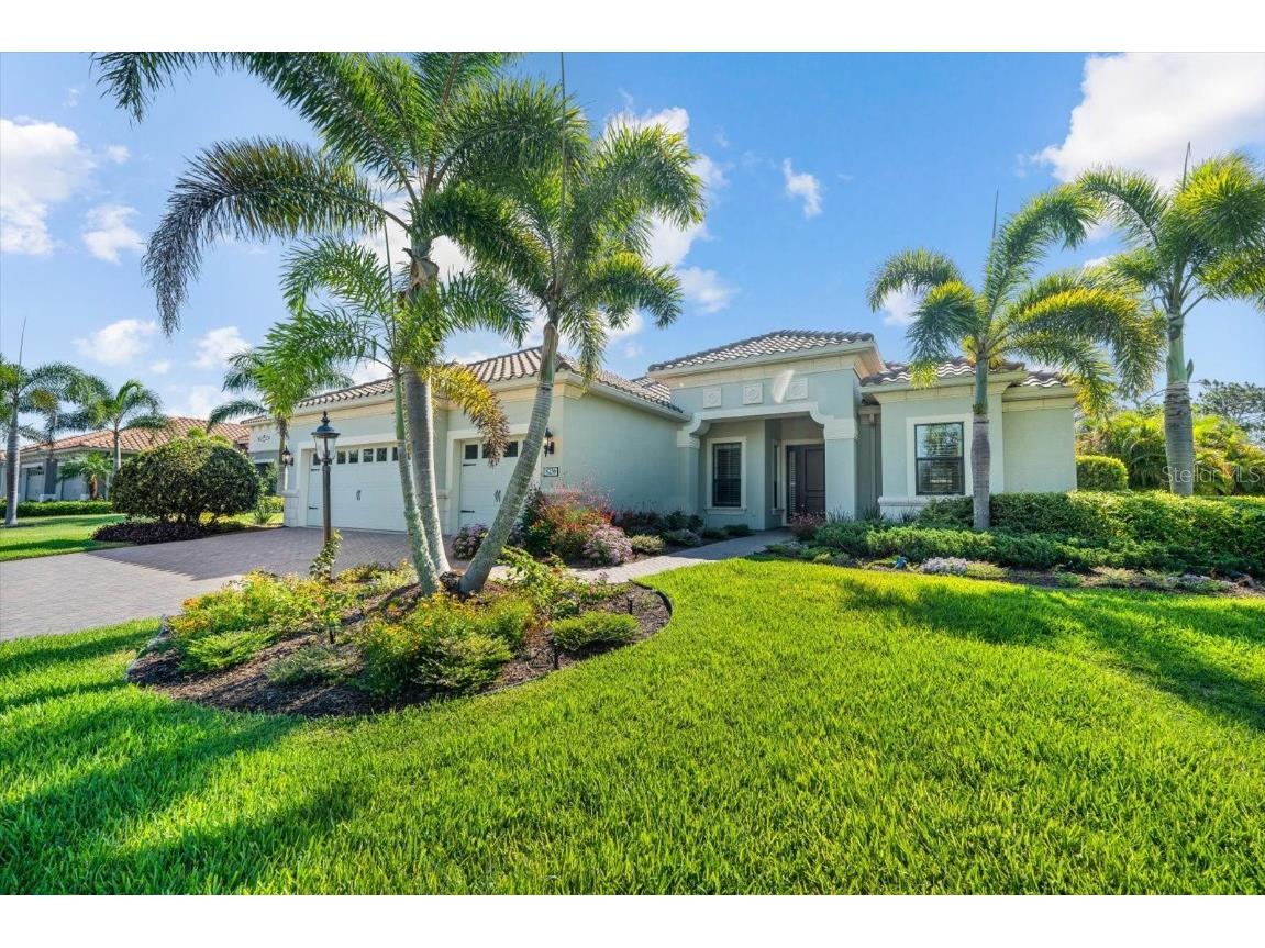 8236 Larkspur Circle Sarasota FL 34241 A4571272 image1