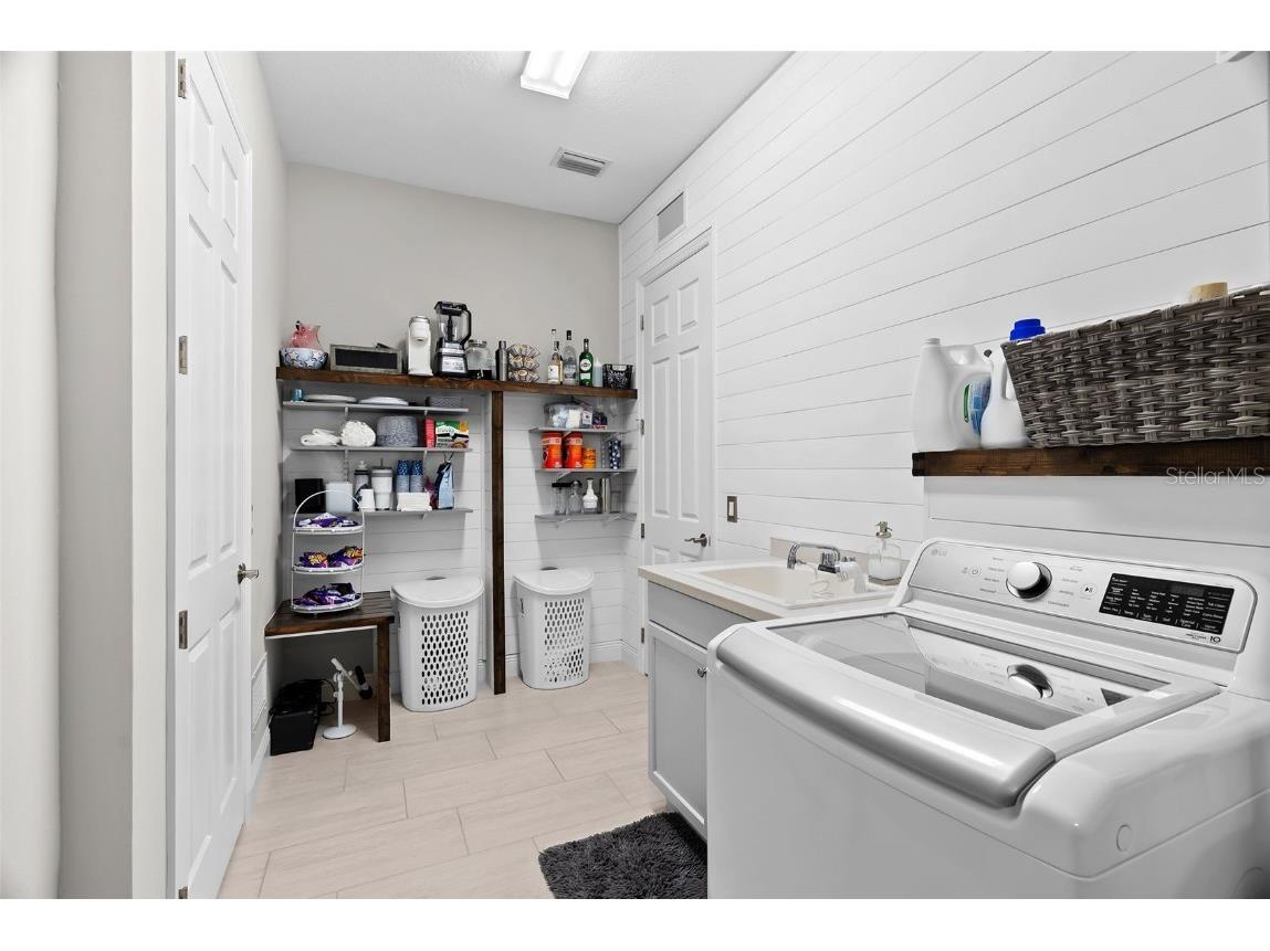 8236 Larkspur Circle Sarasota FL 34241 TB8420751 image30