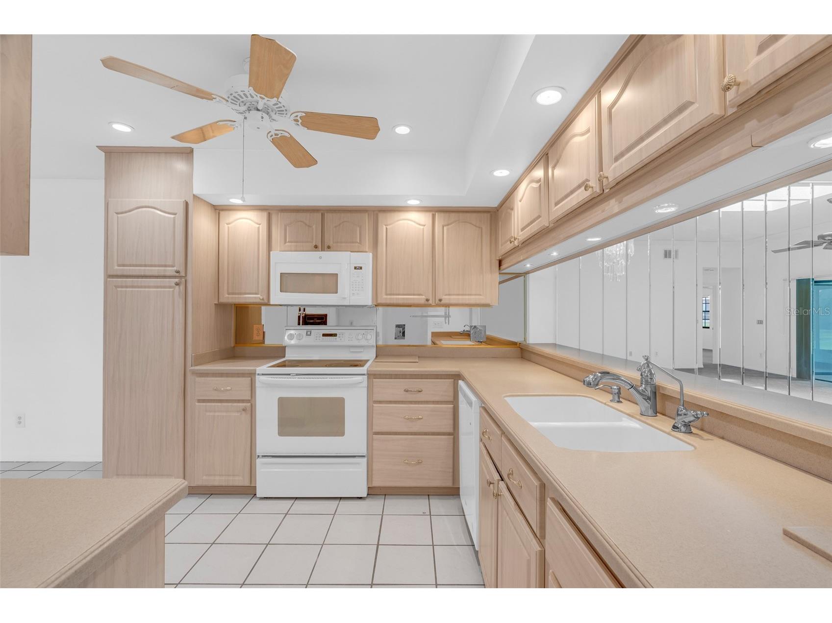 8237 Breeze Cove Lane Orlando FL 32819 O6413667 image34