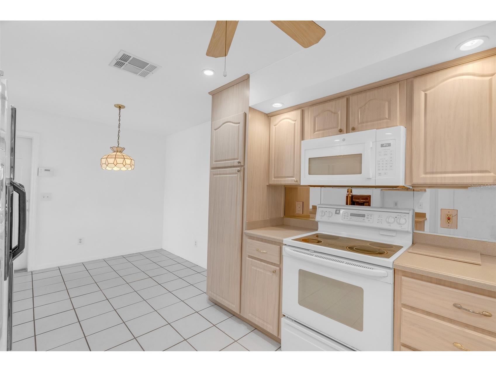 8237 Breeze Cove Lane Orlando FL 32819 O6413667 image35