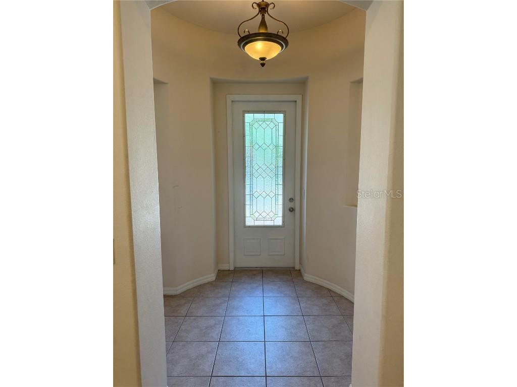 8237 Dunham Station Drive Tampa FL 33647 TB8435511 image6