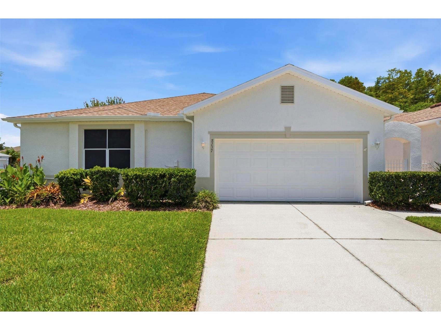 8237 Fallglo Lane Land O Lakes FL 34637 TB8519397 image1