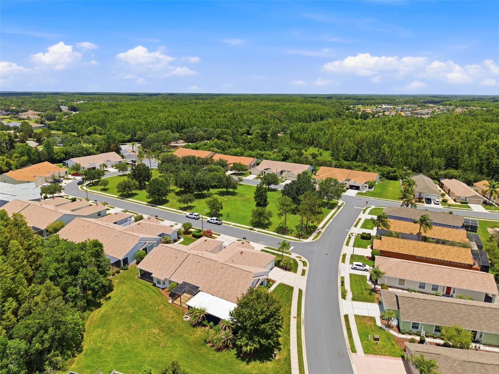8237 Fallglo Lane Land O Lakes FL 34637 TB8519397 image52
