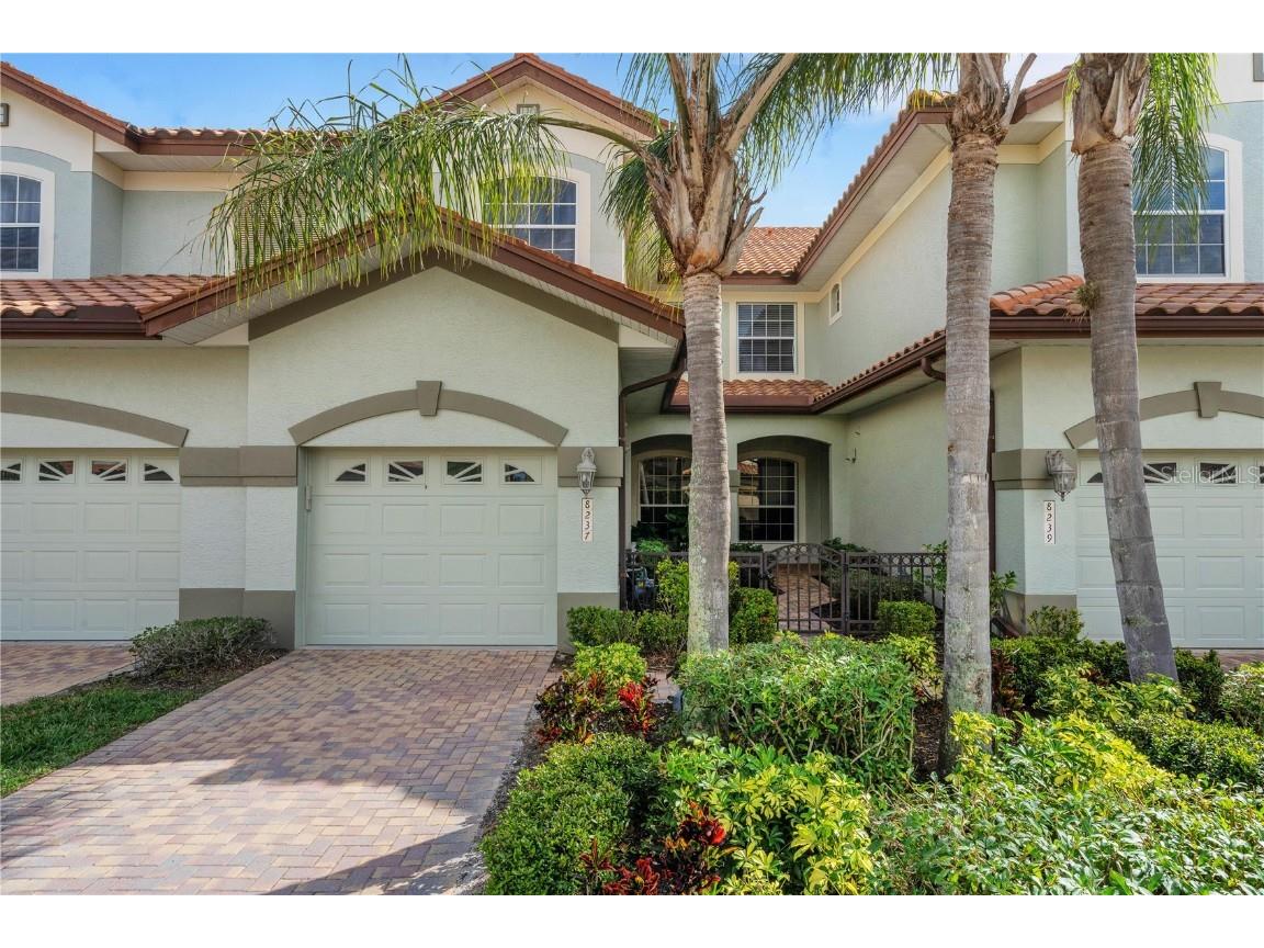 8237 Miramar Way Lakewood Ranch FL 34202 A4560571 image1