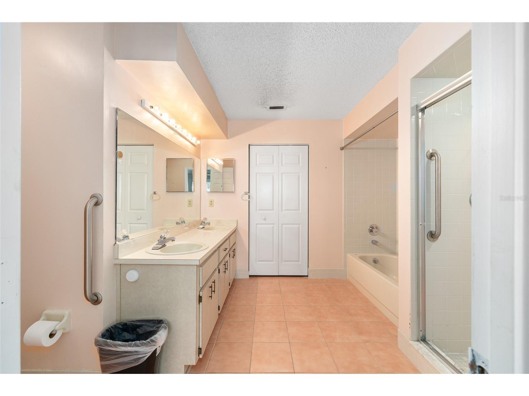 8238 SW 108th Street Road Ocala FL 34481 OM712212 image1
