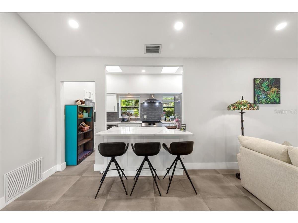 8239 26th Avenue N Saint Petersburg FL 33710 TB8527176 image22