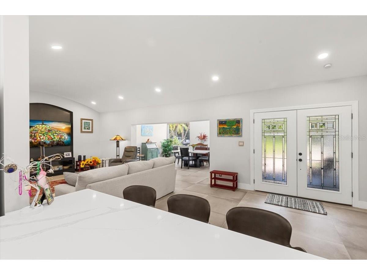 8239 26th Avenue N Saint Petersburg FL 33710 TB8527176 image36
