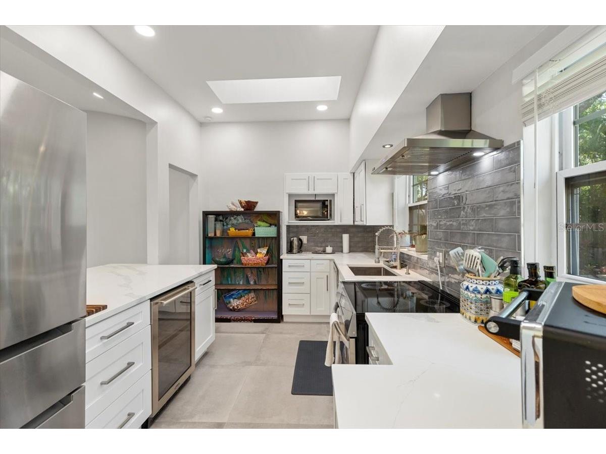8239 26th Avenue N Saint Petersburg FL 33710 TB8527176 image39