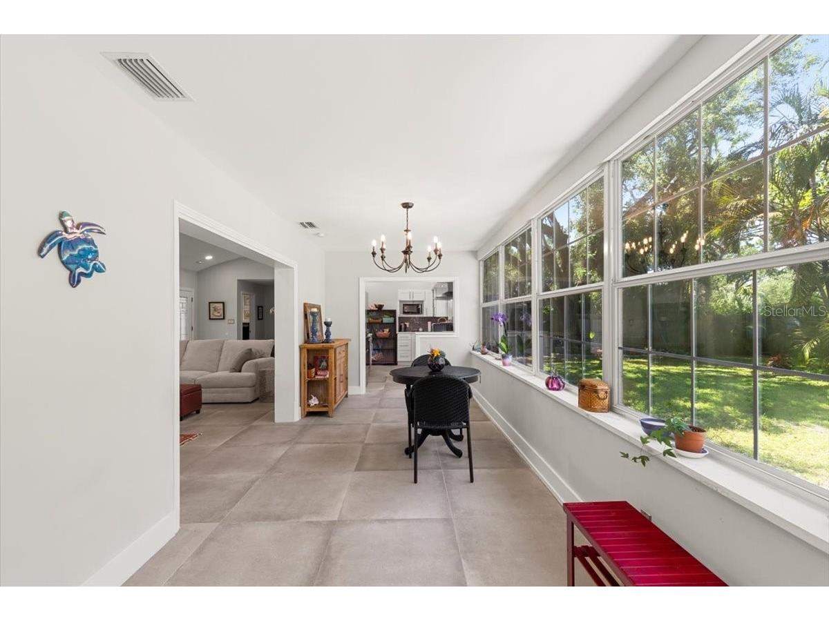 8239 26th Avenue N Saint Petersburg FL 33710 TB8527176 image44