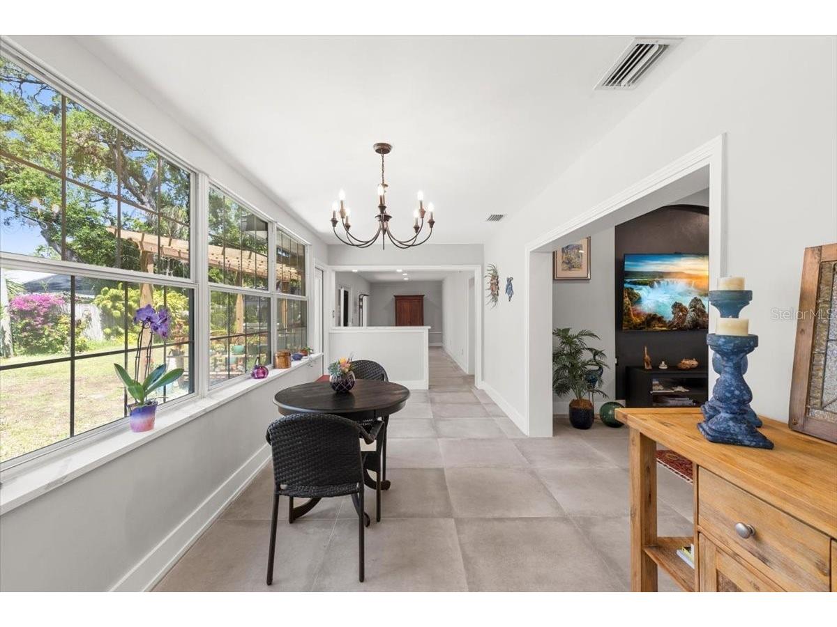 8239 26th Avenue N Saint Petersburg FL 33710 TB8527176 image45