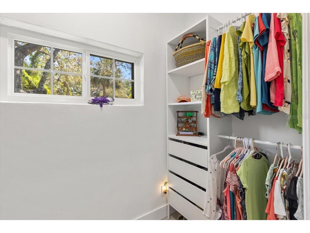 8239 26th Avenue N Saint Petersburg FL 33710 TB8527176 image50