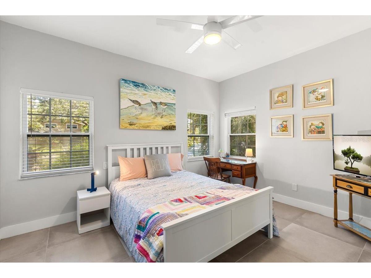 8239 26th Avenue N Saint Petersburg FL 33710 TB8527176 image57