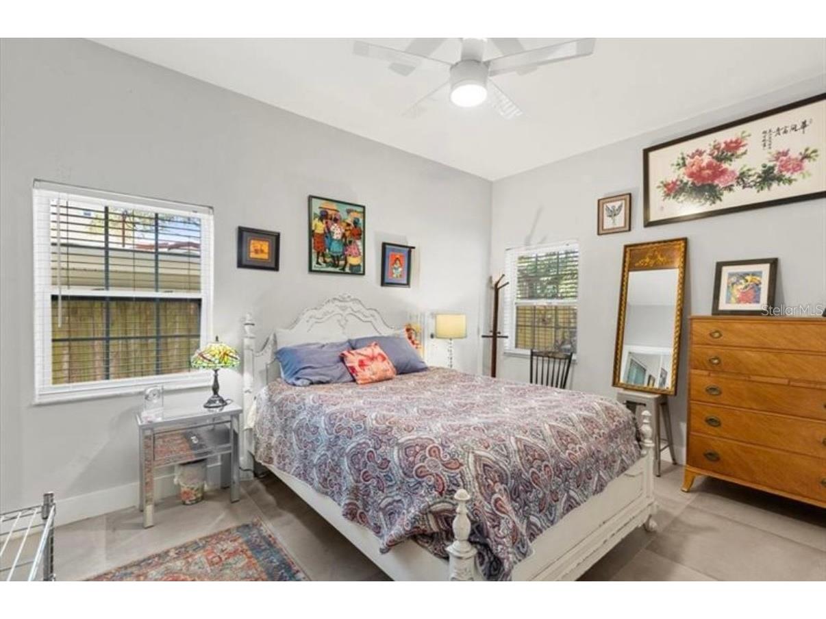 8239 26th Avenue N Saint Petersburg FL 33710 TB8527176 image60
