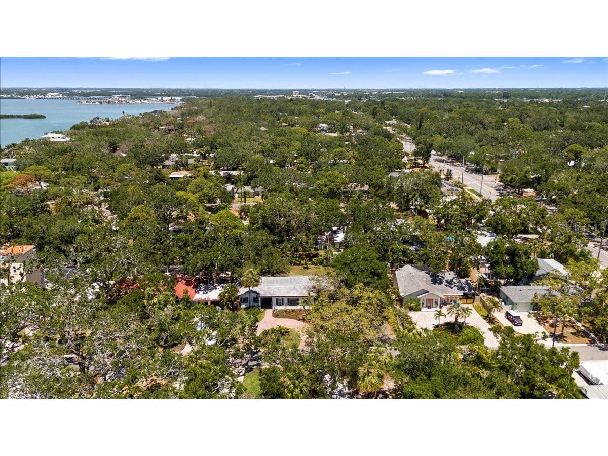 8239 26th Avenue N Saint Petersburg FL 33710 TB8527176 image70