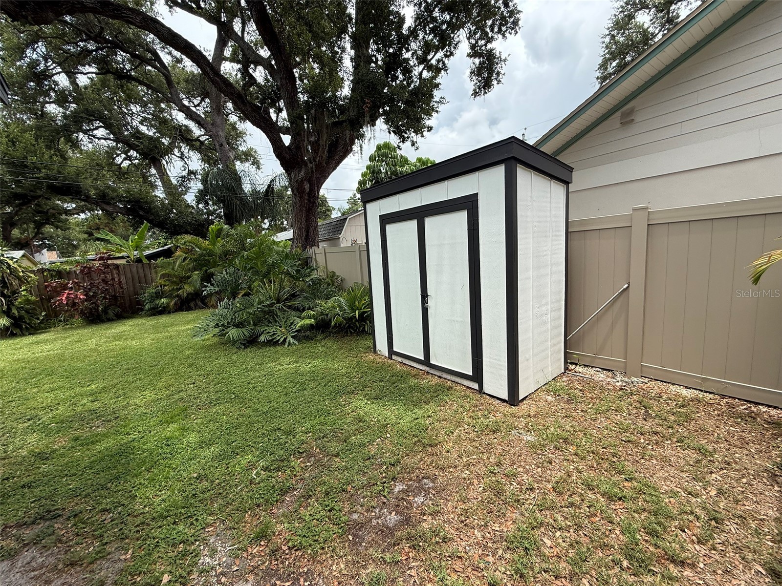 8239 26th Avenue N Saint Petersburg FL 33710 TB8527176 image85