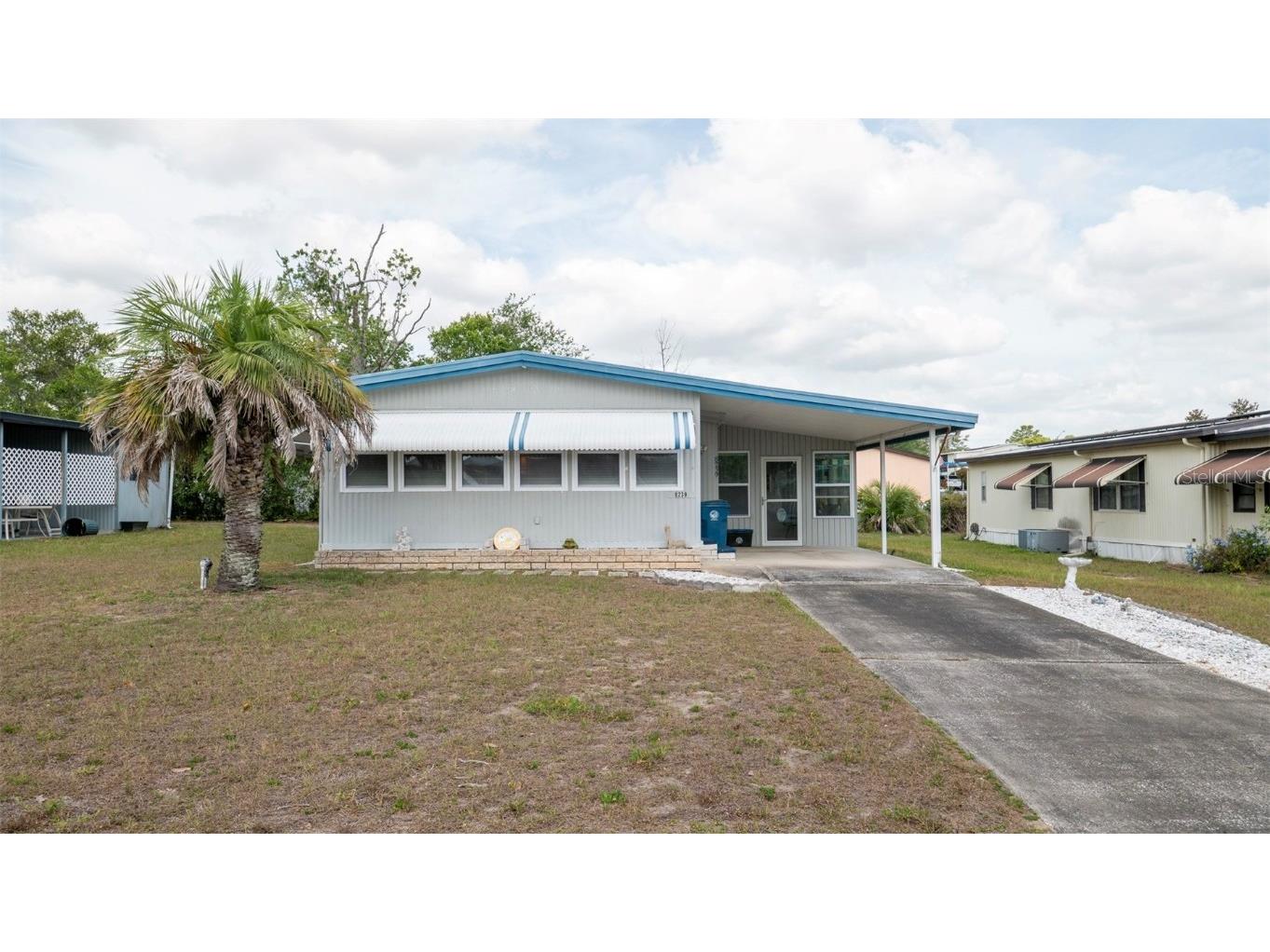 8239 Modena Avenue Brooksville FL 34613 W7875353 image1