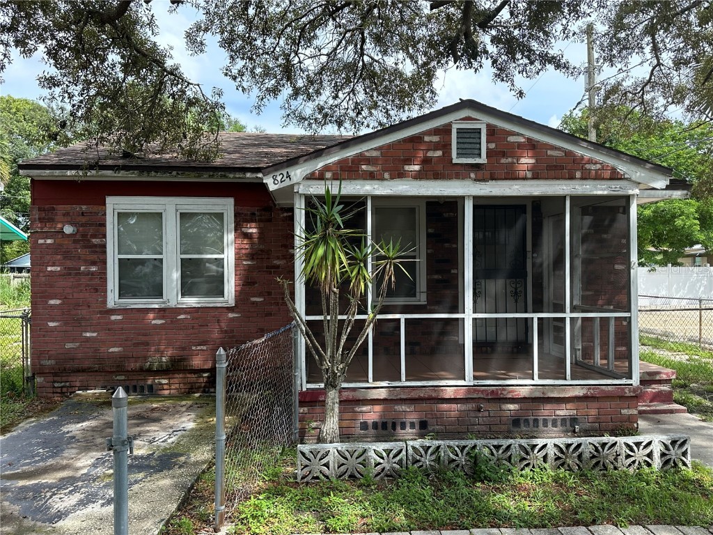 824 19th Street S Saint Petersburg FL 33712 TB8301566 image1