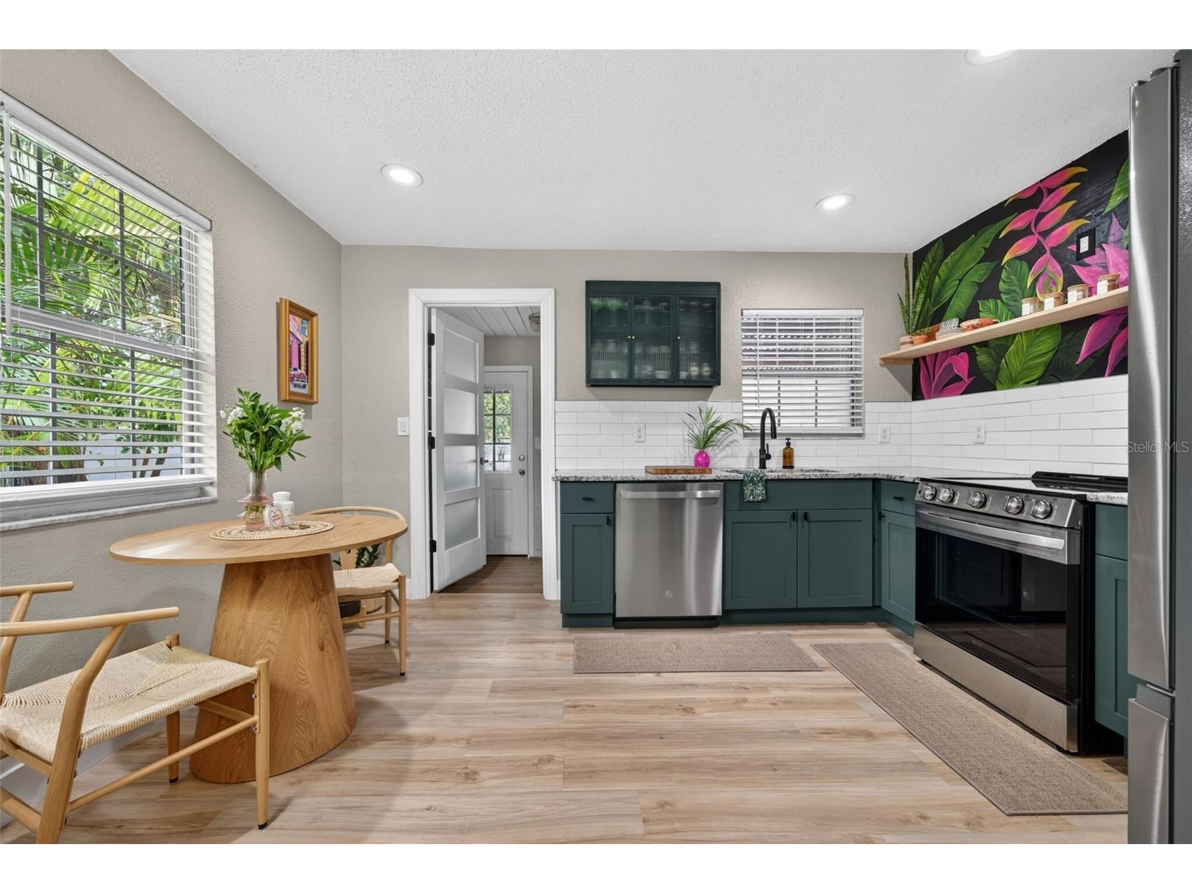 824 59th Ave Ne Saint Petersburg FL 33703 TB8514317 image12