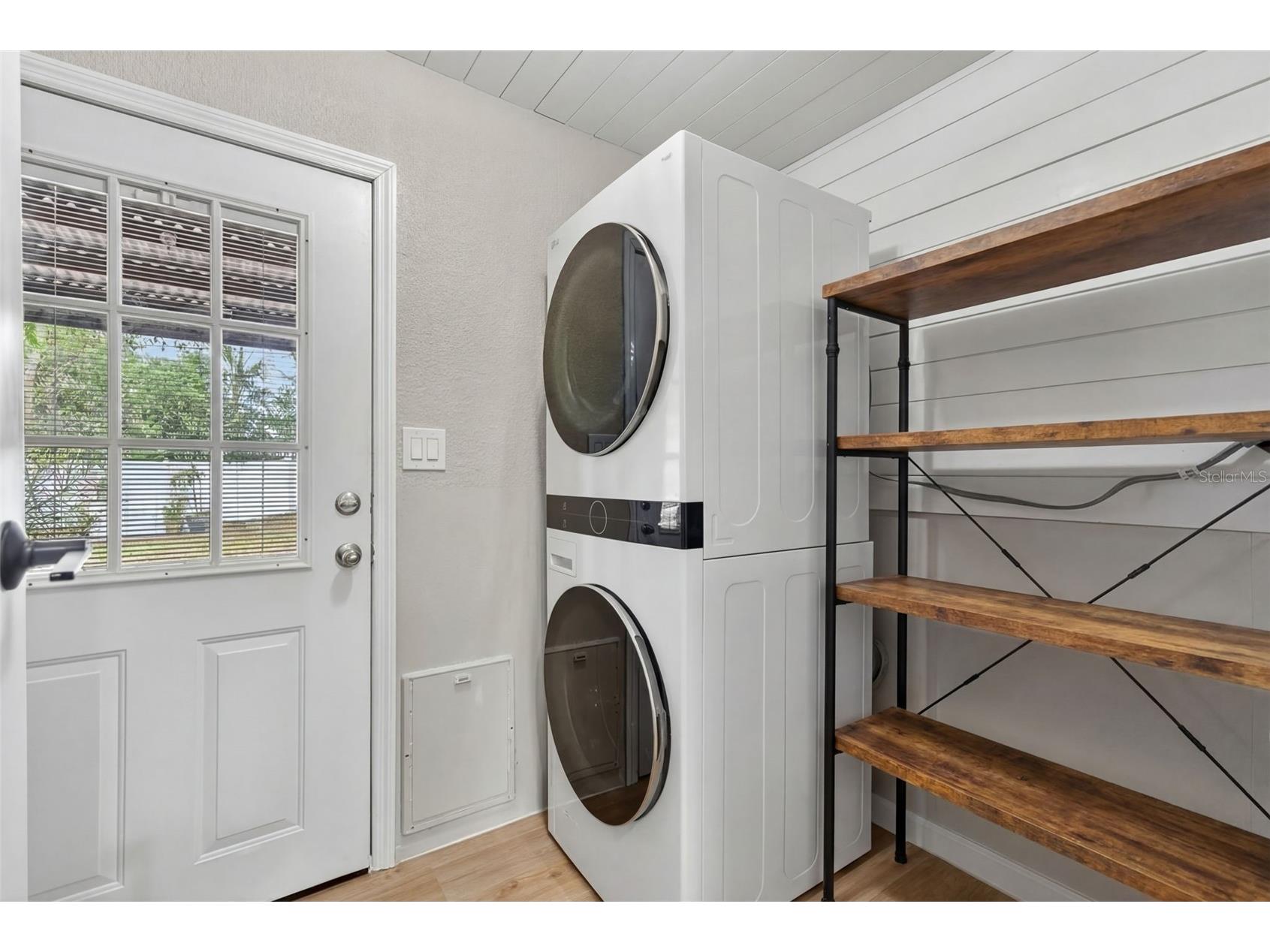 824 59th Ave Ne Saint Petersburg FL 33703 TB8514317 image23