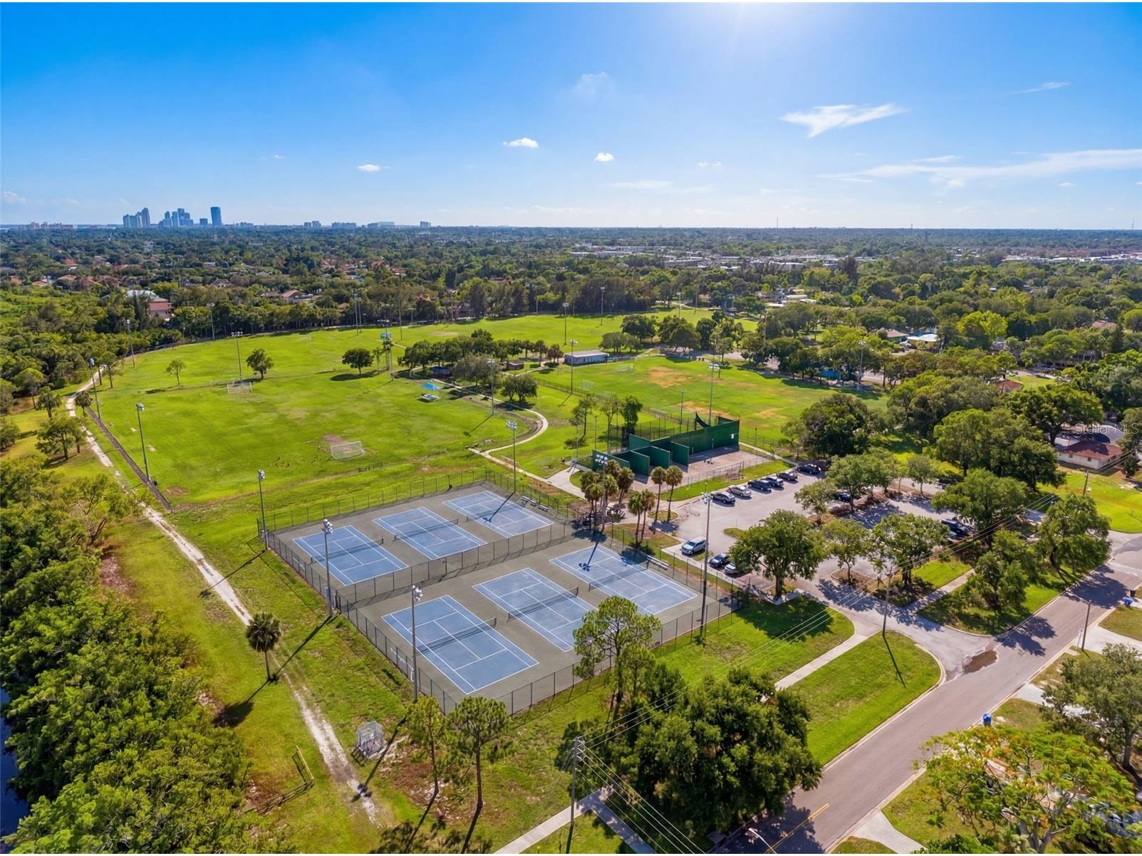 824 59th Ave Ne Saint Petersburg FL 33703 TB8514317 image50