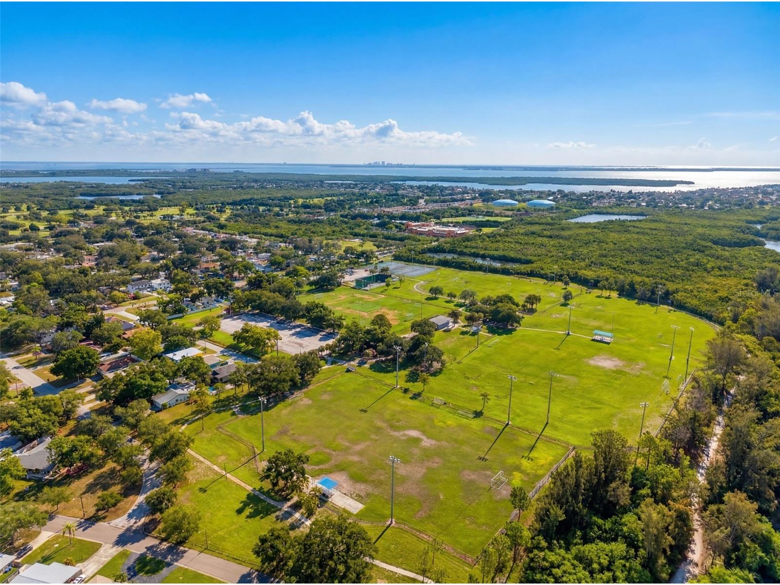 824 59th Ave Ne Saint Petersburg FL 33703 TB8514317 image51