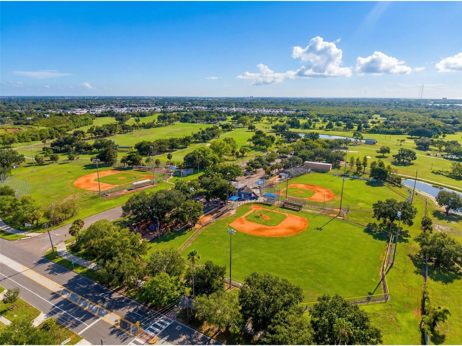 824 59th Ave Ne Saint Petersburg FL 33703 TB8514317 image52