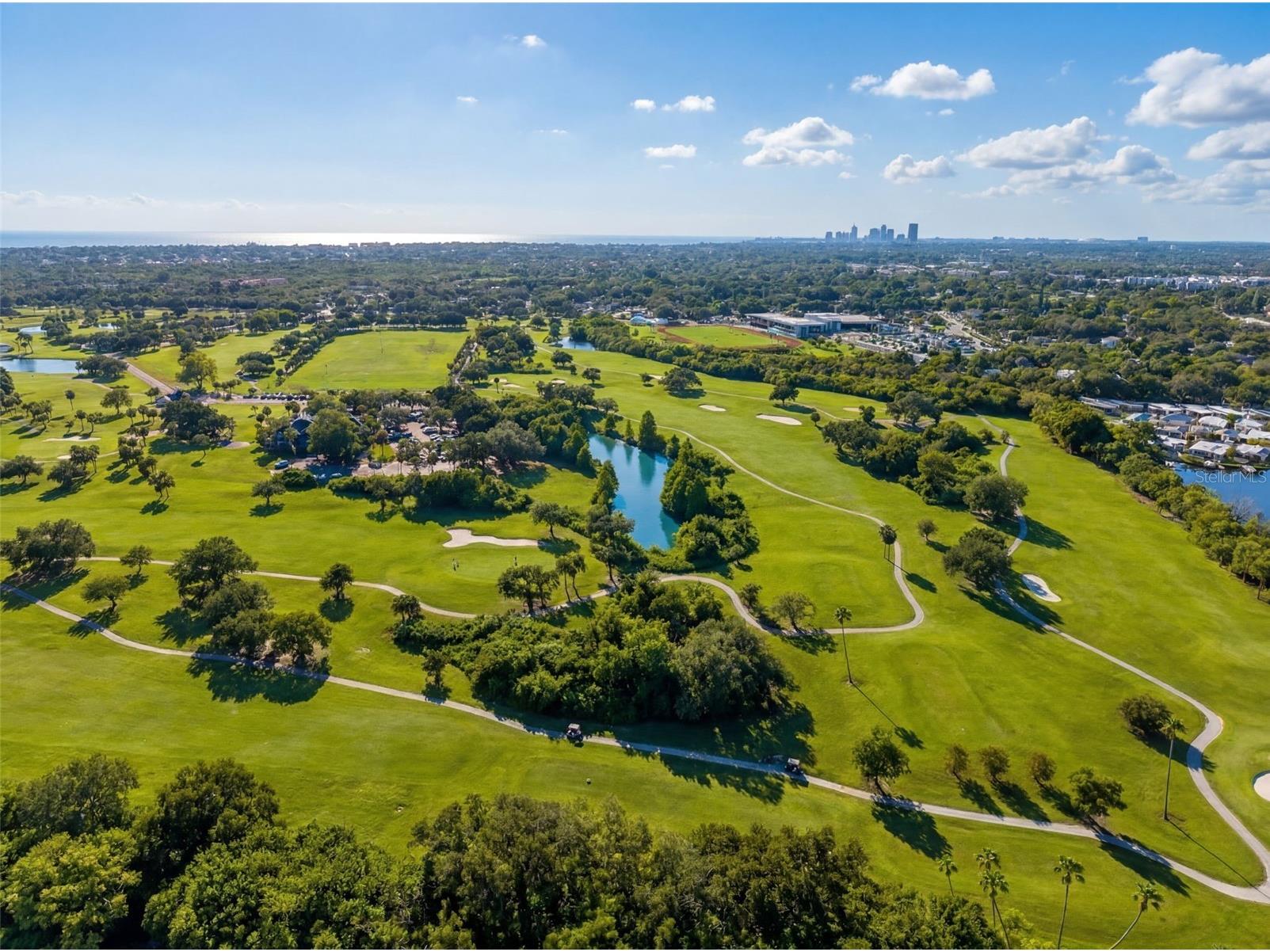 824 59th Ave Ne Saint Petersburg FL 33703 TB8514317 image64