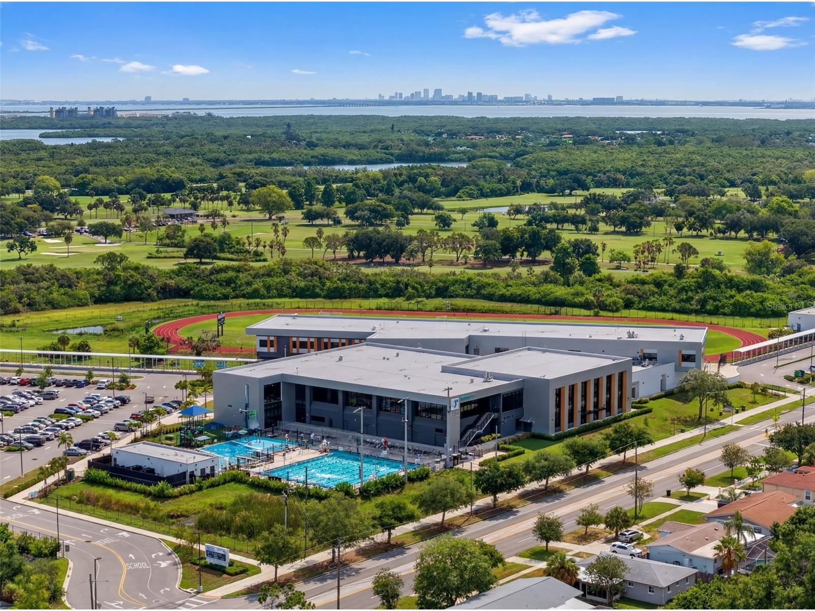 824 59th Ave Ne Saint Petersburg FL 33703 TB8514317 image69