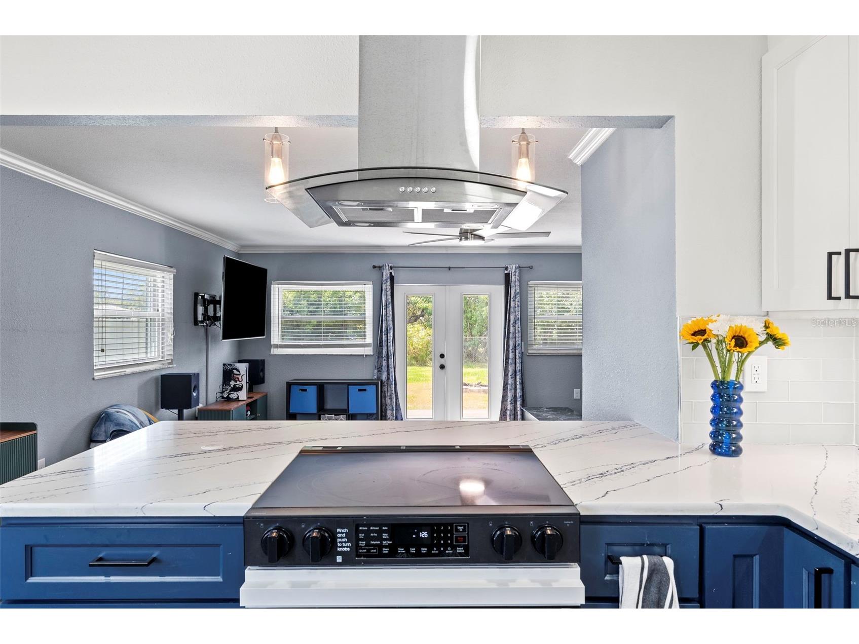 824 61st Avenue NE Saint Petersburg FL 33703 TB8494268 image12