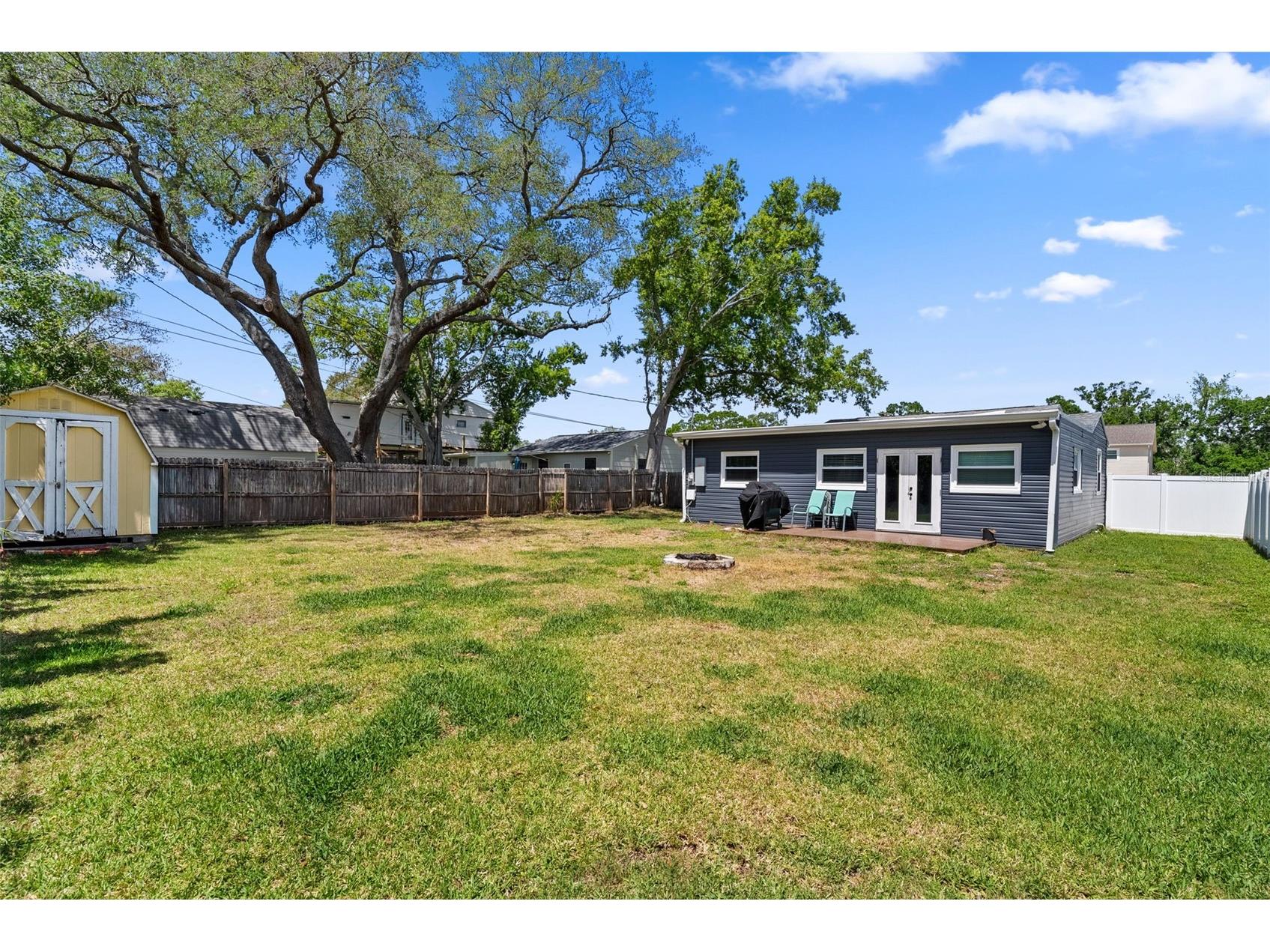 824 61st Avenue NE Saint Petersburg FL 33703 TB8494268 image25