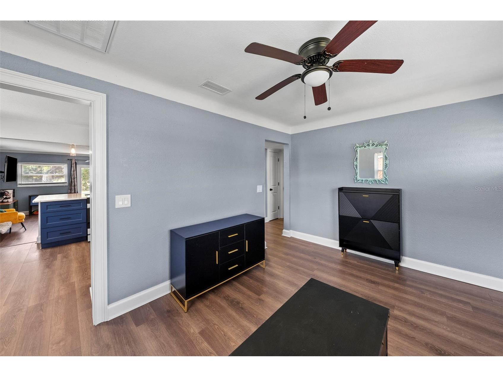 824 61st Avenue NE Saint Petersburg FL 33703 TB8494268 image4