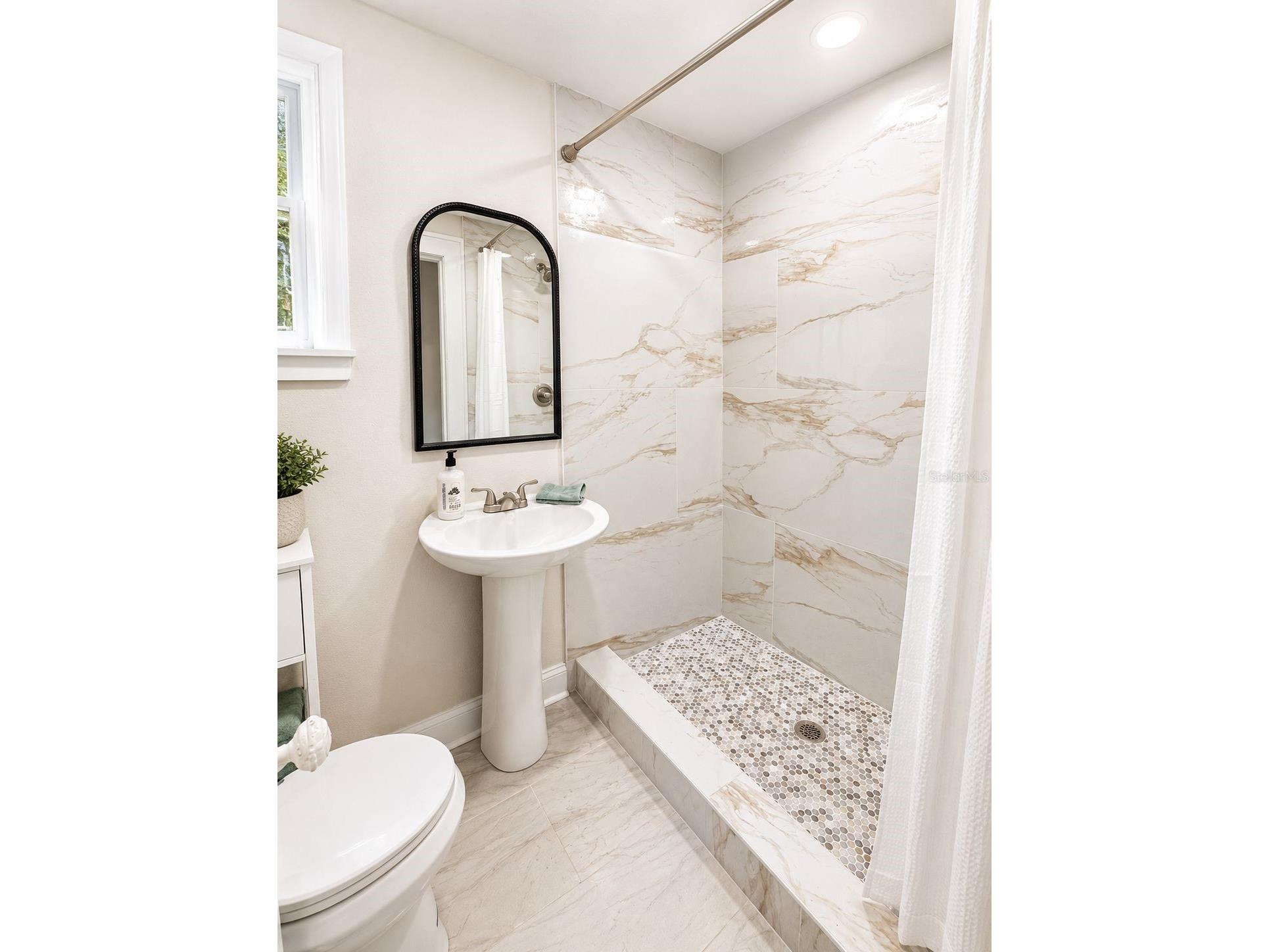 824 6th Street N #2 Saint Petersburg FL 33701 TB8514522 image13