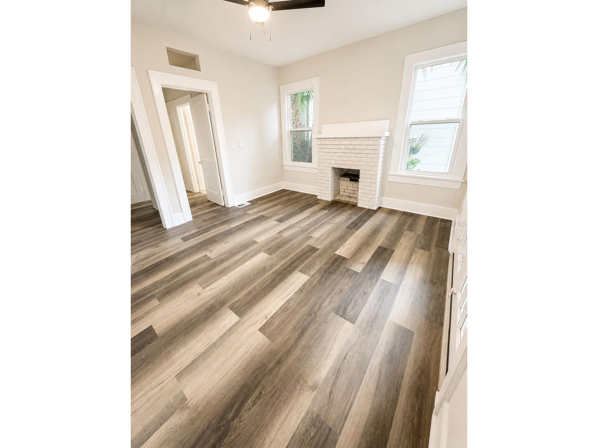824 6th Street N #2 Saint Petersburg FL 33701 TB8514522 image3