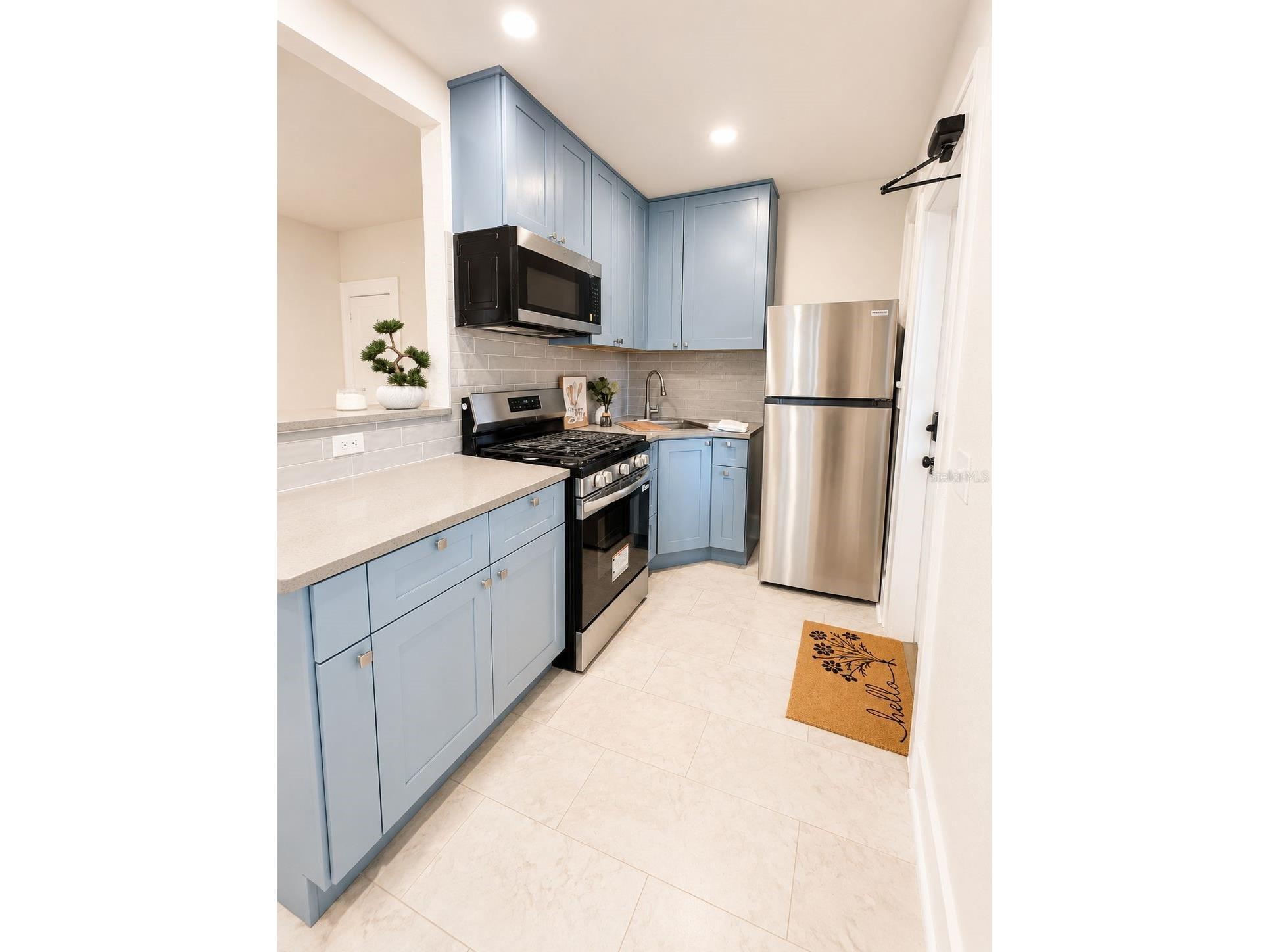 824 6th Street N #2 Saint Petersburg FL 33701 TB8514522 image6