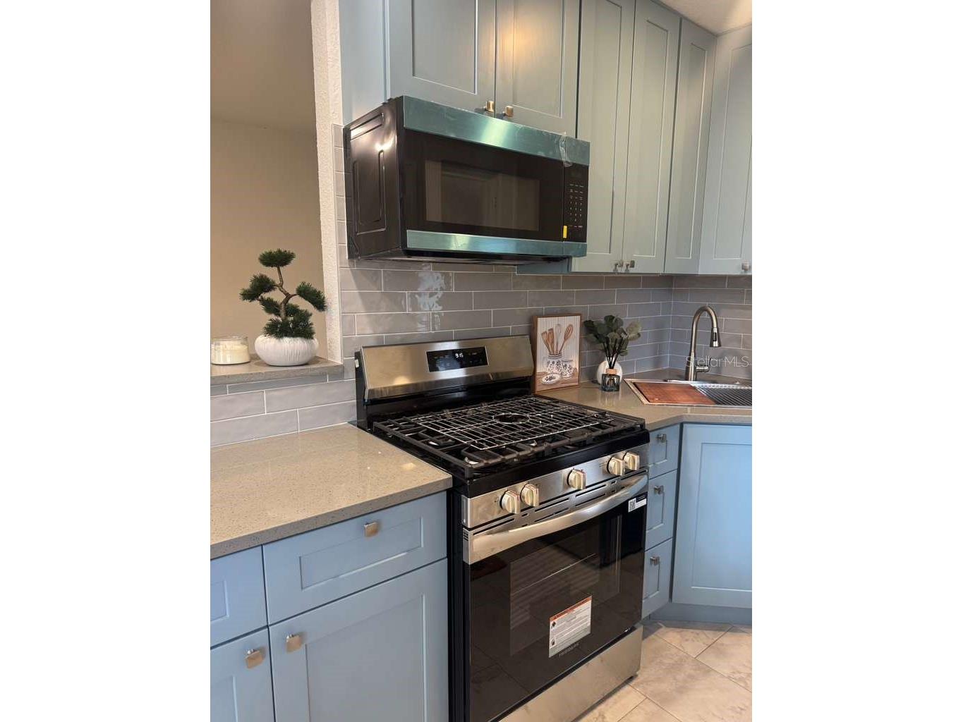 824 6th Street N #2 Saint Petersburg FL 33701 TB8514522 image7