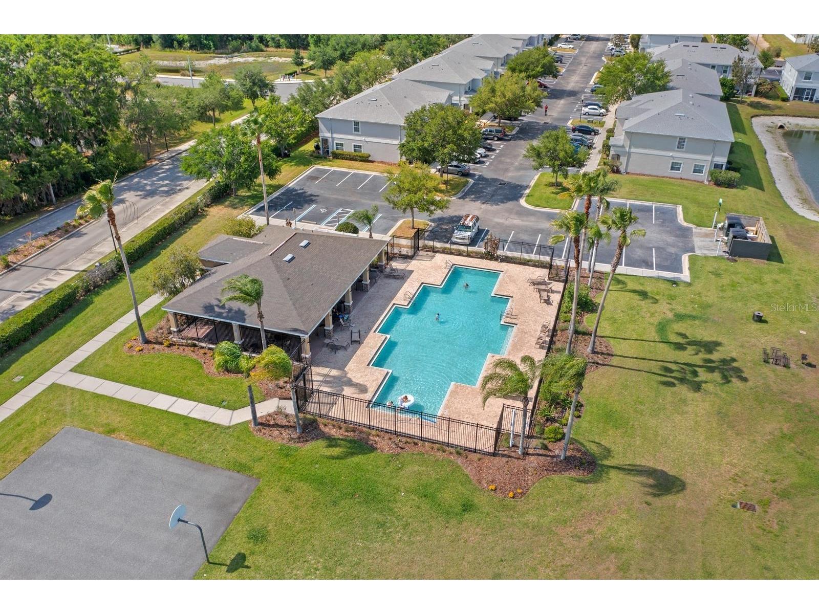 824 Ashentree Drive Plant City FL 33563 TB8502471 image17