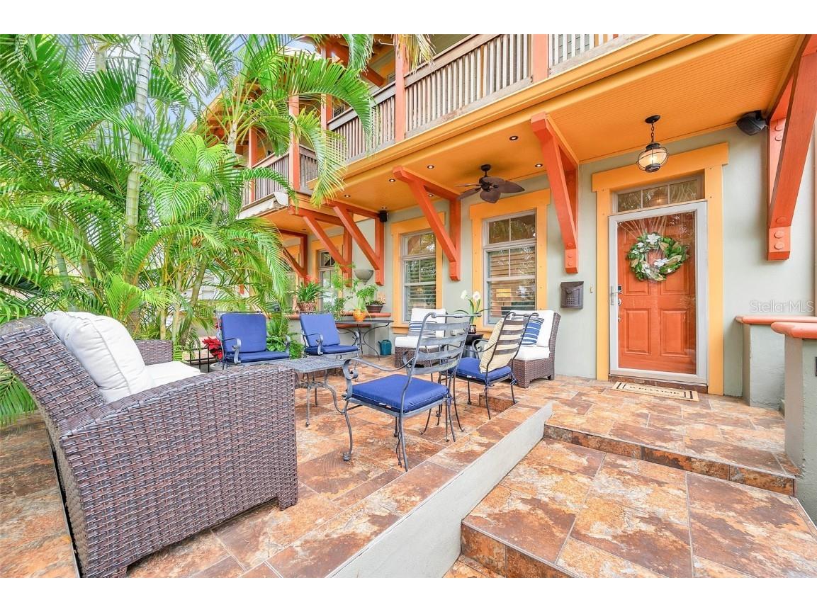 824 Bay Street NE #B Saint Petersburg FL 33701 U8234242 image1