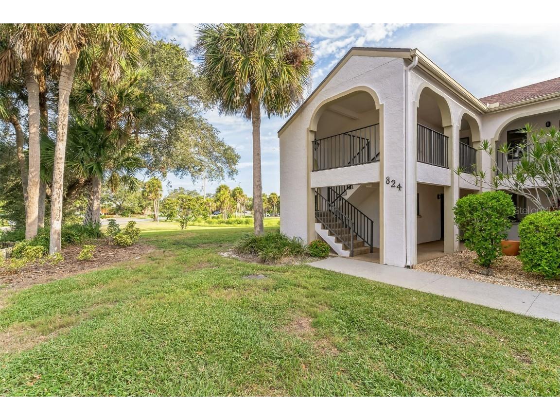 824 Capri Isles Boulevard #207 Venice FL 34292 O6142182 image1