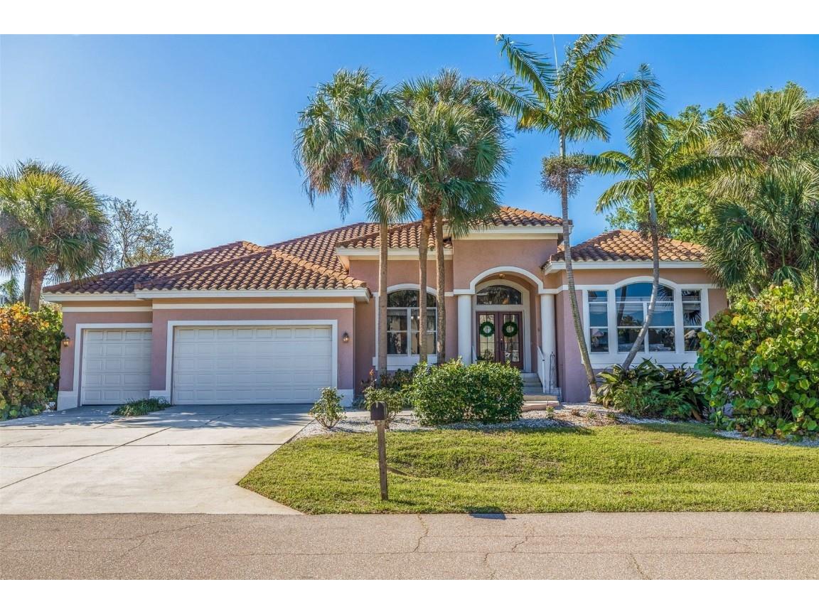 824 Columbus Drive Tierra Verde FL 33715 U8192802 image1