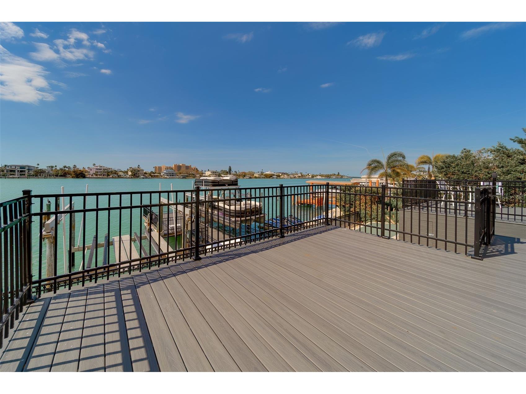 824 Island Way Clearwater Beach FL 33767 - INTERCOASTAL WATERWAY TO GULF TB8481851 image29