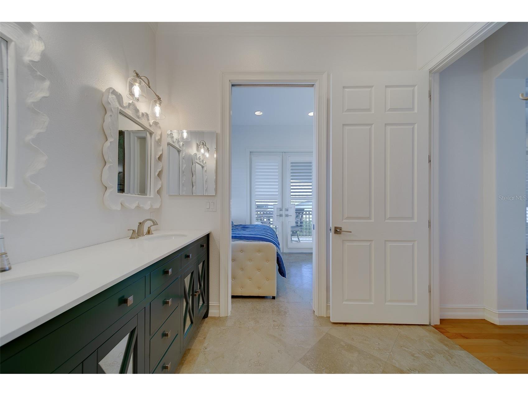 824 Island Way Clearwater Beach FL 33767 - INTERCOASTAL WATERWAY TO GULF TB8481851 image32