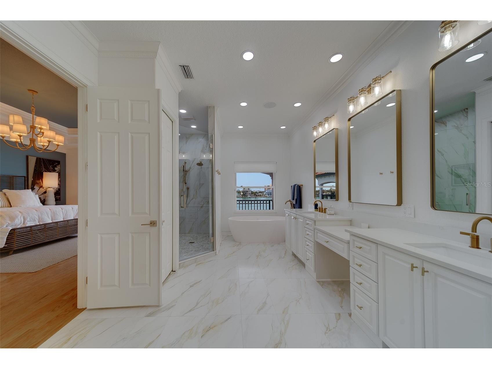 824 Island Way Clearwater Beach FL 33767 - INTERCOASTAL WATERWAY TO GULF TB8481851 image60
