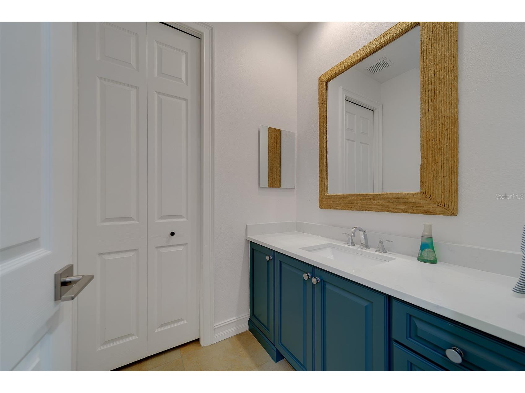 824 Island Way Clearwater Beach FL 33767 - INTERCOASTAL WATERWAY TO GULF TB8481851 image67