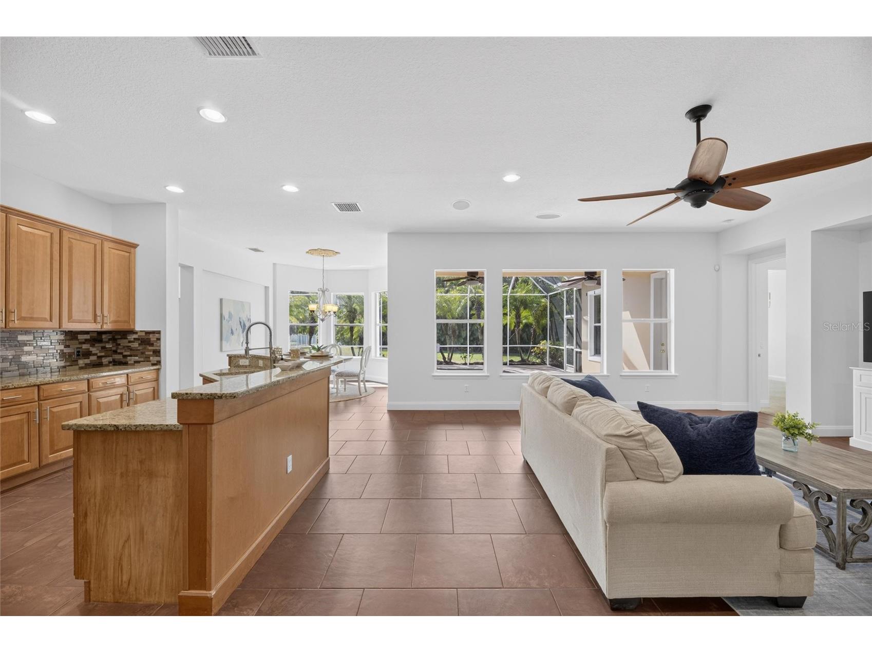 824 Islebay Drive Apollo Beach FL 33572 TB8526655 image23