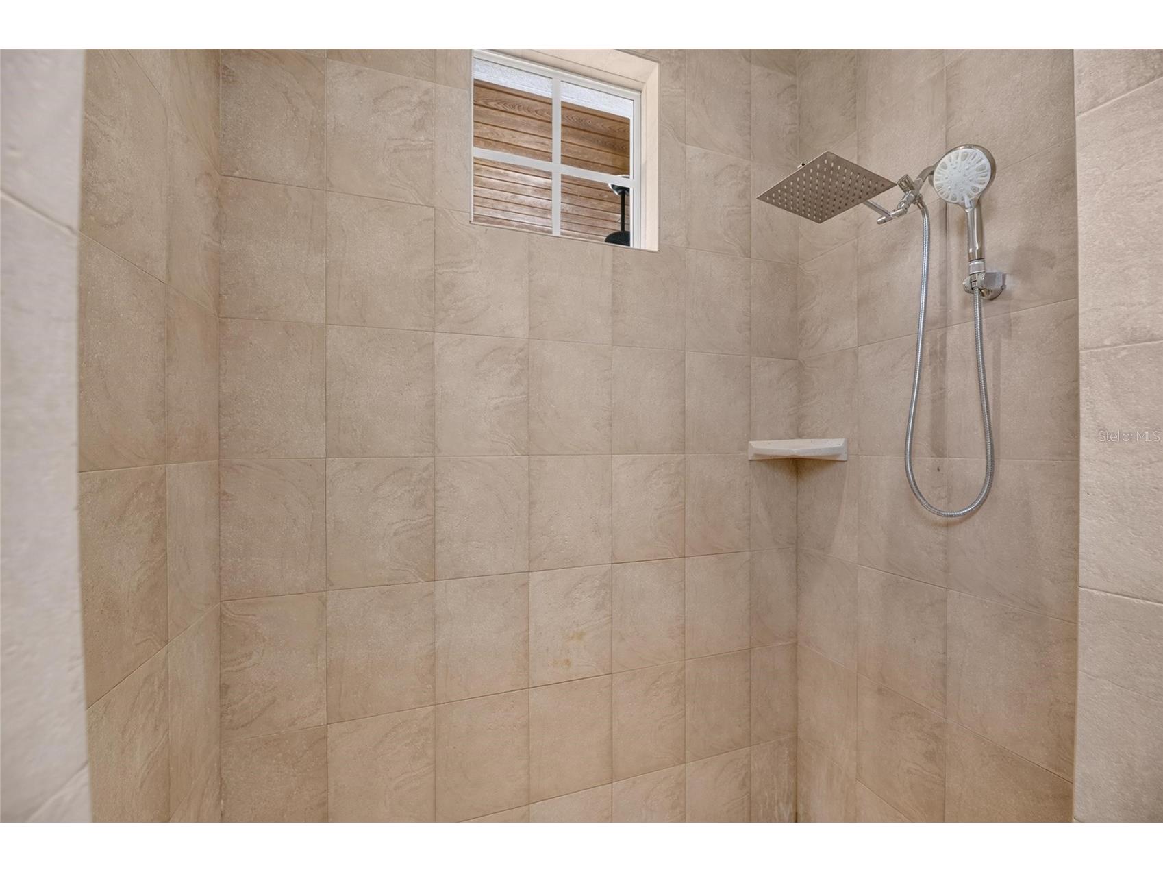 824 Islebay Drive Apollo Beach FL 33572 TB8526655 image49