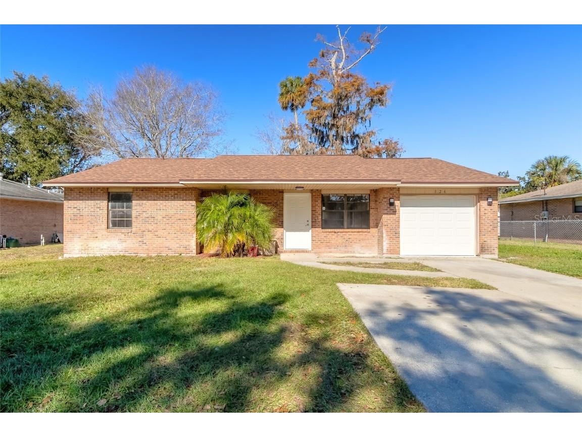 824 Kottle Circle S Daytona Beach FL 32114 V4933851 image1